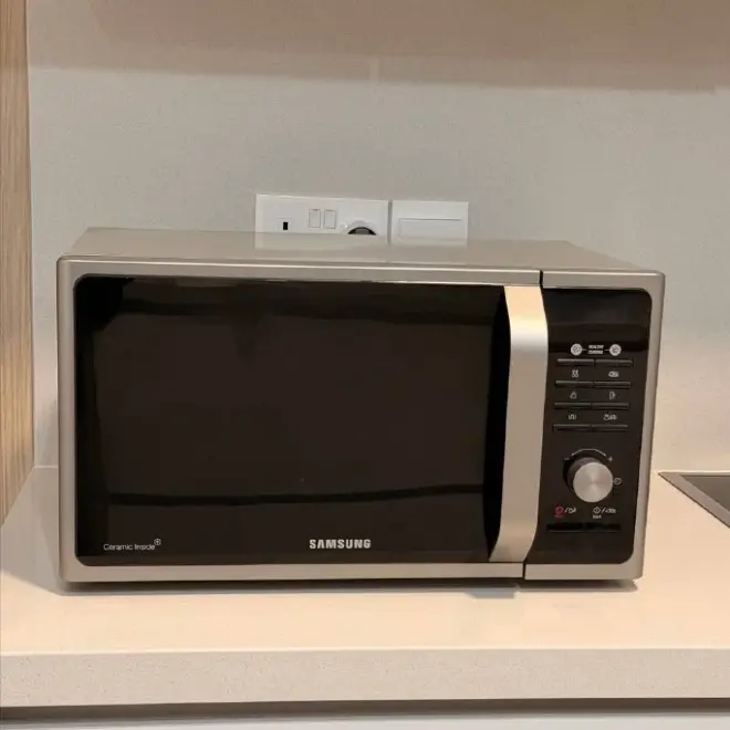 Микроволновка Samsung