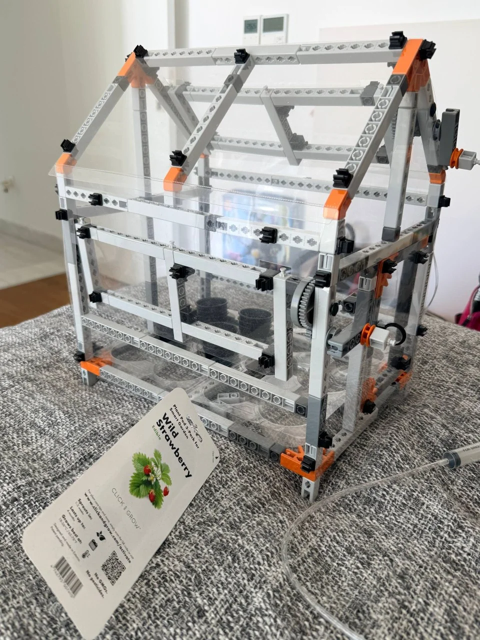 DIY LEGO Greenhouse for Plants