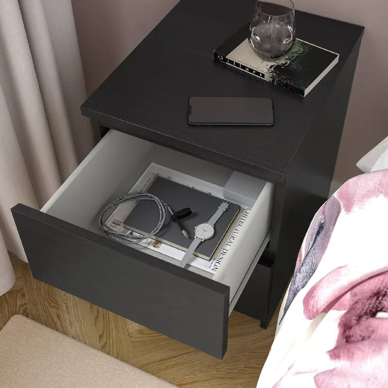 Прикроватные тумбочки IKEA MALM
