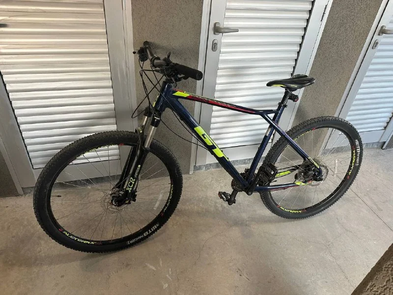 Велосипед GT Avalanche Elite XL