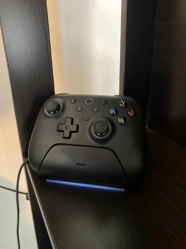 Беспроводной геймпад/джойстик 8Bitdo Ultimate 2 + Док станция