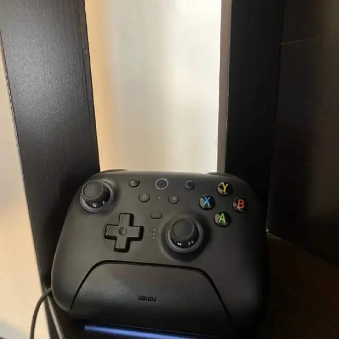 Беспроводной геймпад/джойстик 8Bitdo Ultimate 2 + Док станция