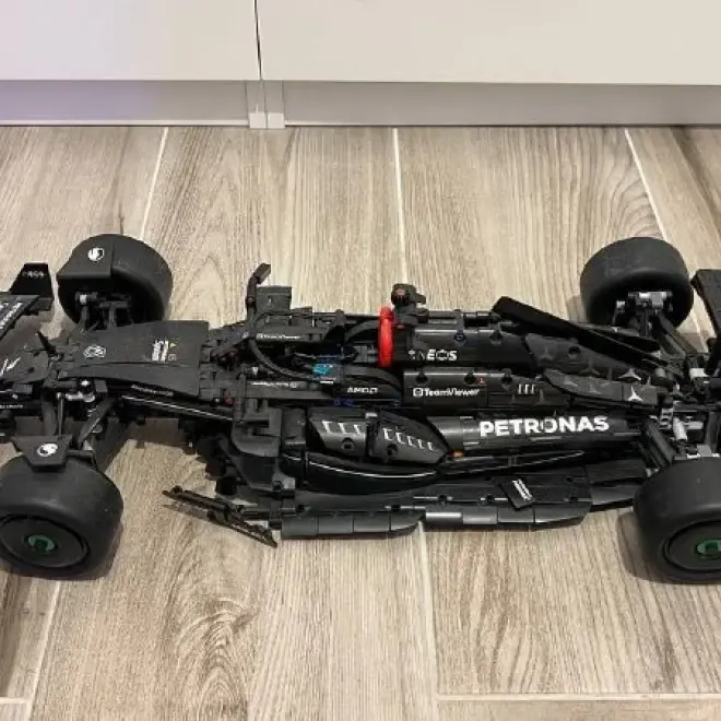 Лего F1 Mercedes-AMG W14 (Аналог LEGO Technic)
