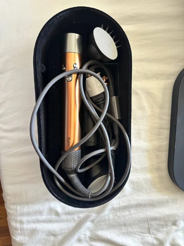 Стайлер Dyson
