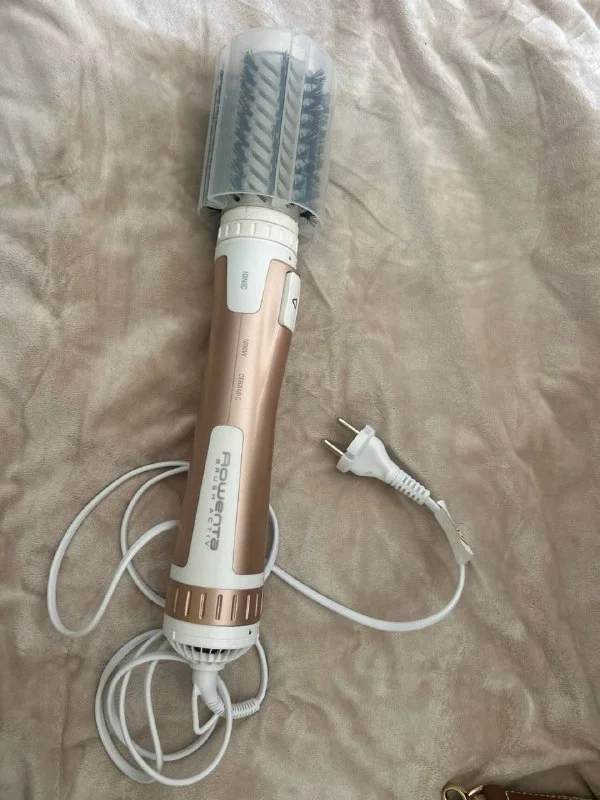 Фен-щетка Rowenta BRUSH ACTIV с ионизацией