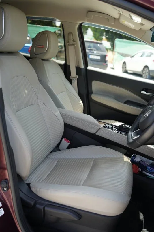 Nissan Aura