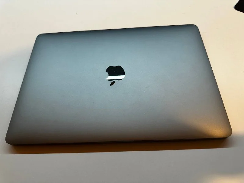 MacBook Pro 13”