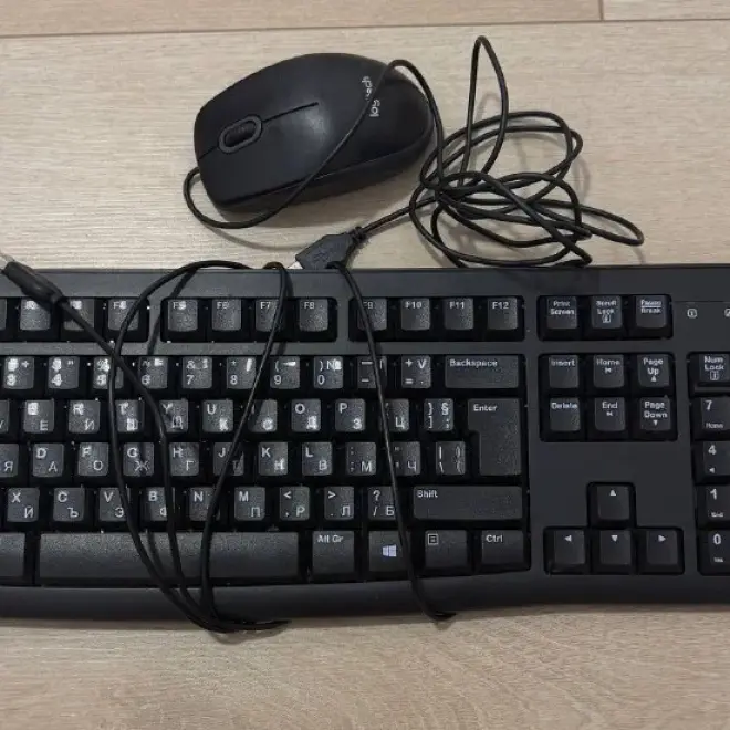 Клавиатура и мышка Logitech