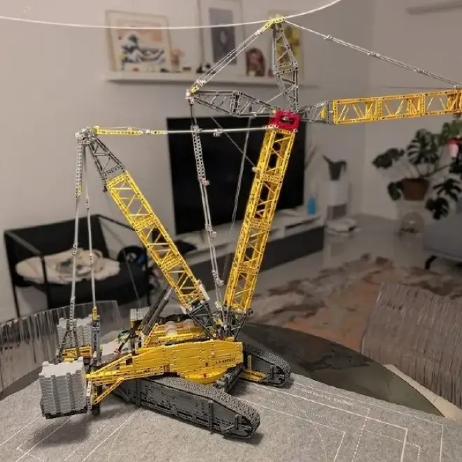 LEGO Technic Liebherr LR 13000 (42146)
