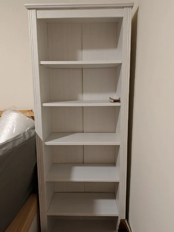 Шкаф IKEA IDANÄS белый с узором дерева