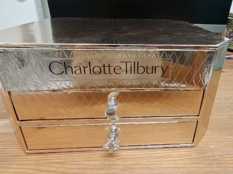 Коробка для хранения Charlotte Tilbury