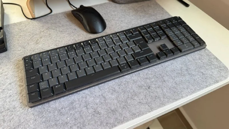 Беспроводная механическая клавиатура Logitech MX Mechanical Clicky