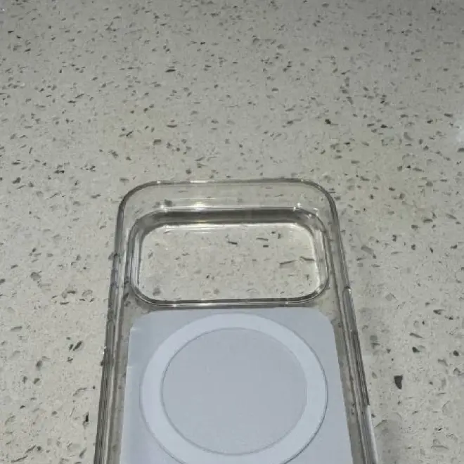 Оригинальный чехол Apple для iPhone 17 Pro