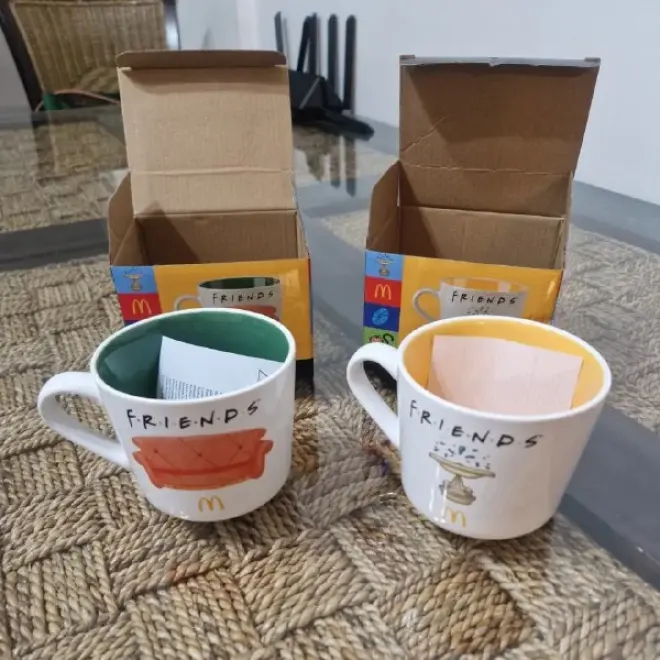 Коллекционные кружки Friends от McDonald's
