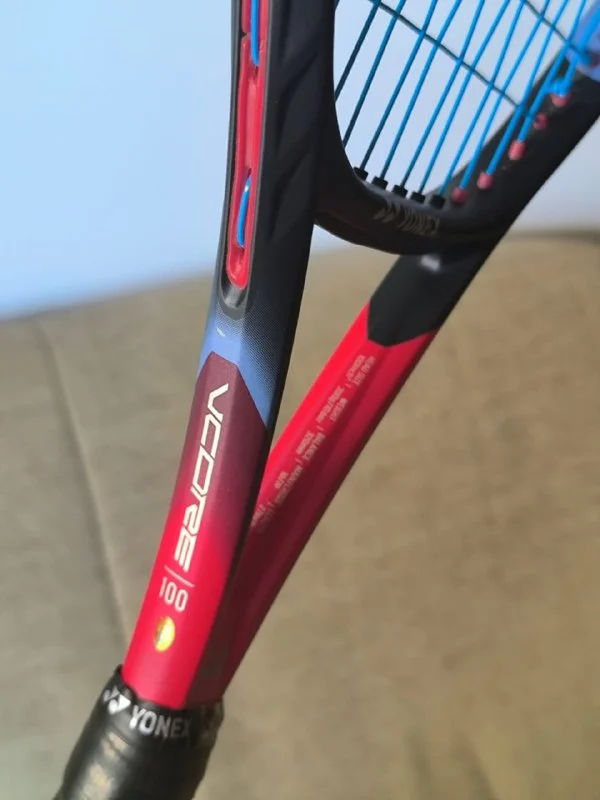 Теннисная ракетка Yonex Vcore 100
