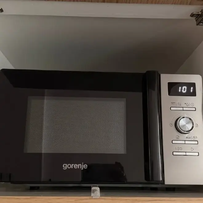 Микроволновка Gorenje с функцией гриля