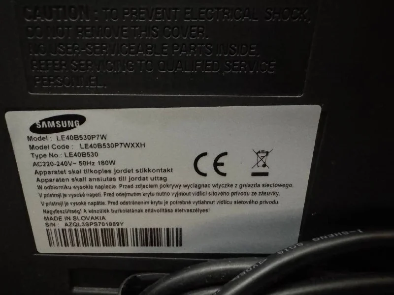Телевизор Samsung 40 дюймов Full HD