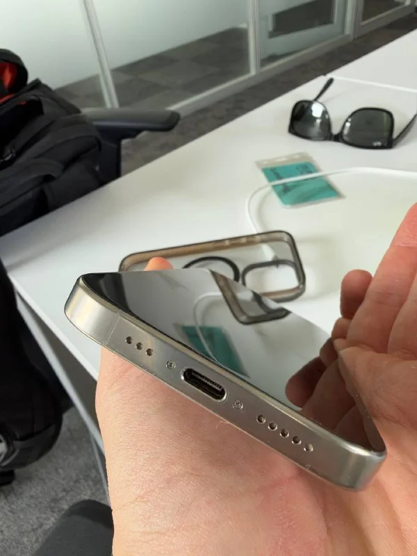 iPhone 16 Pro